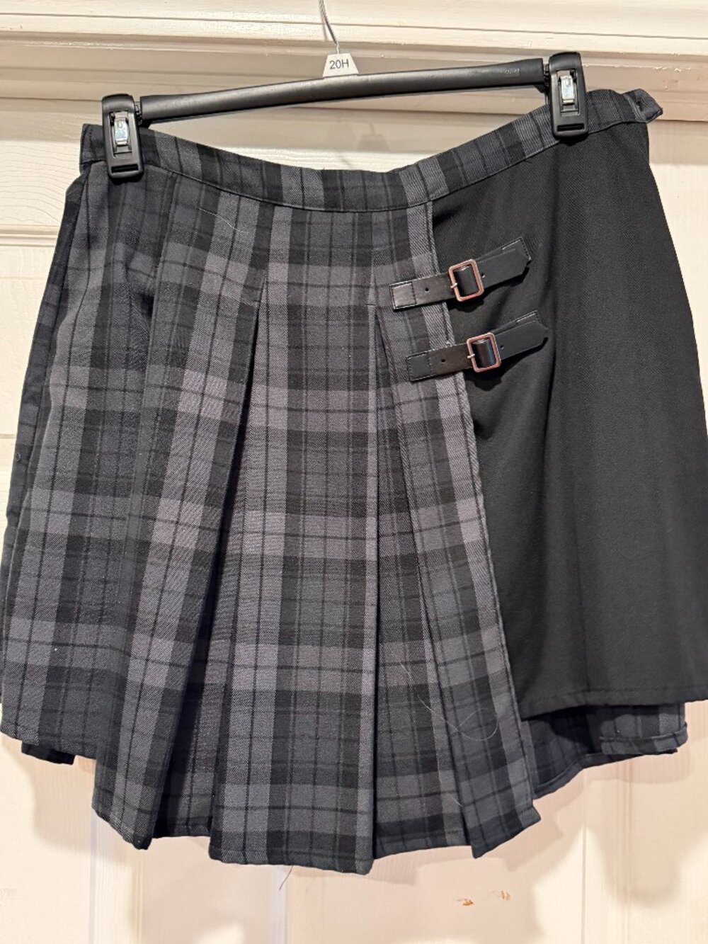 Hot Topic Black & Grey Plaid Buckle Asymmetrical Pleated Skirt